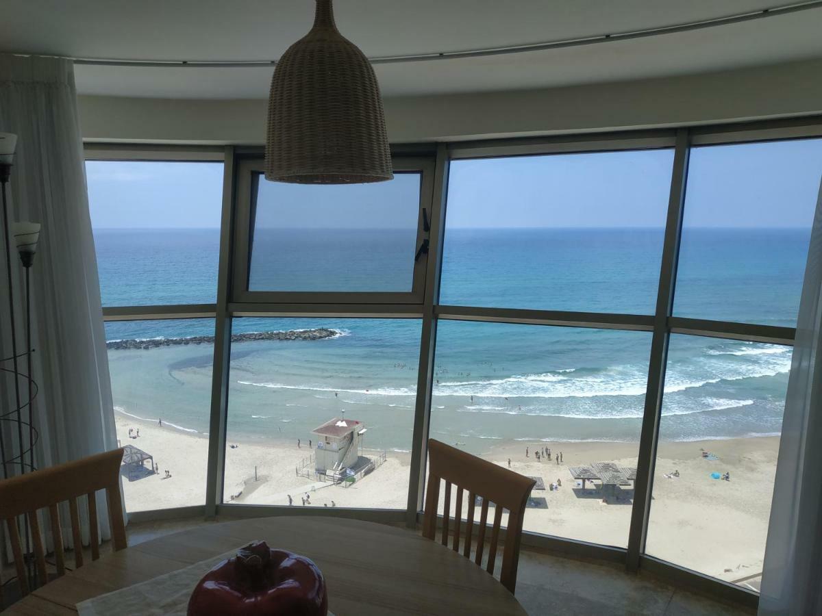 Almogim- Almog Building Haifa Bagian luar foto